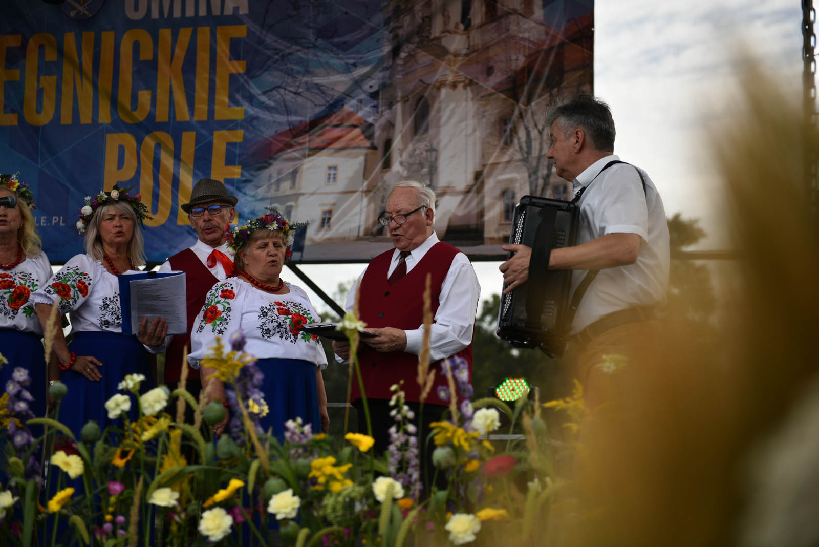 W Legnickim Polu dziękują rolnikom za plony i świętują