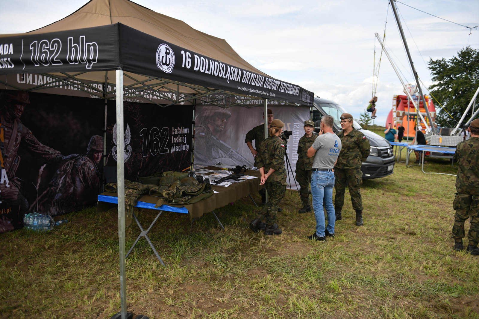 W Legnickim Polu dziękują rolnikom za plony i świętują