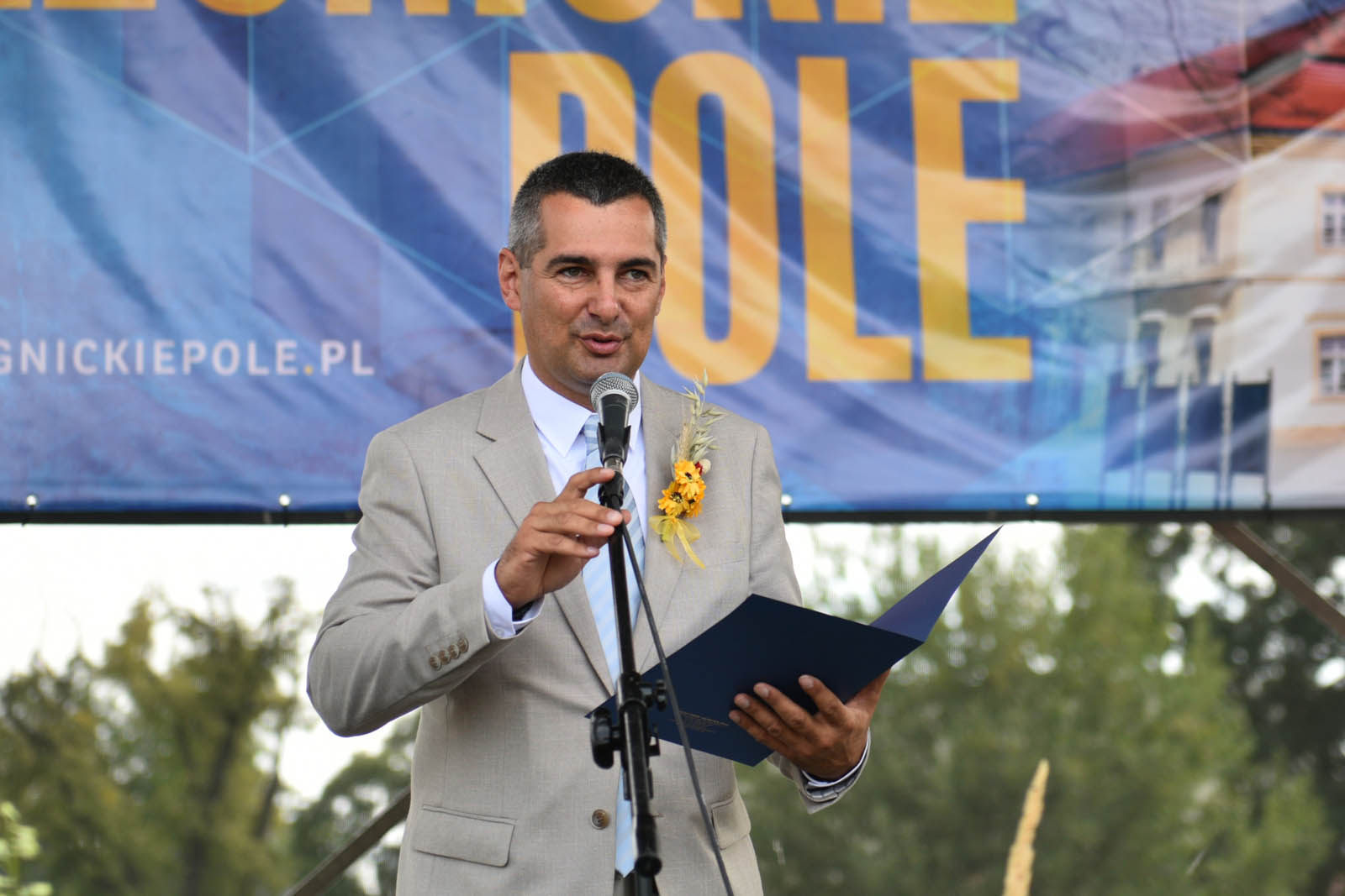 W Legnickim Polu dziękują rolnikom za plony i świętują