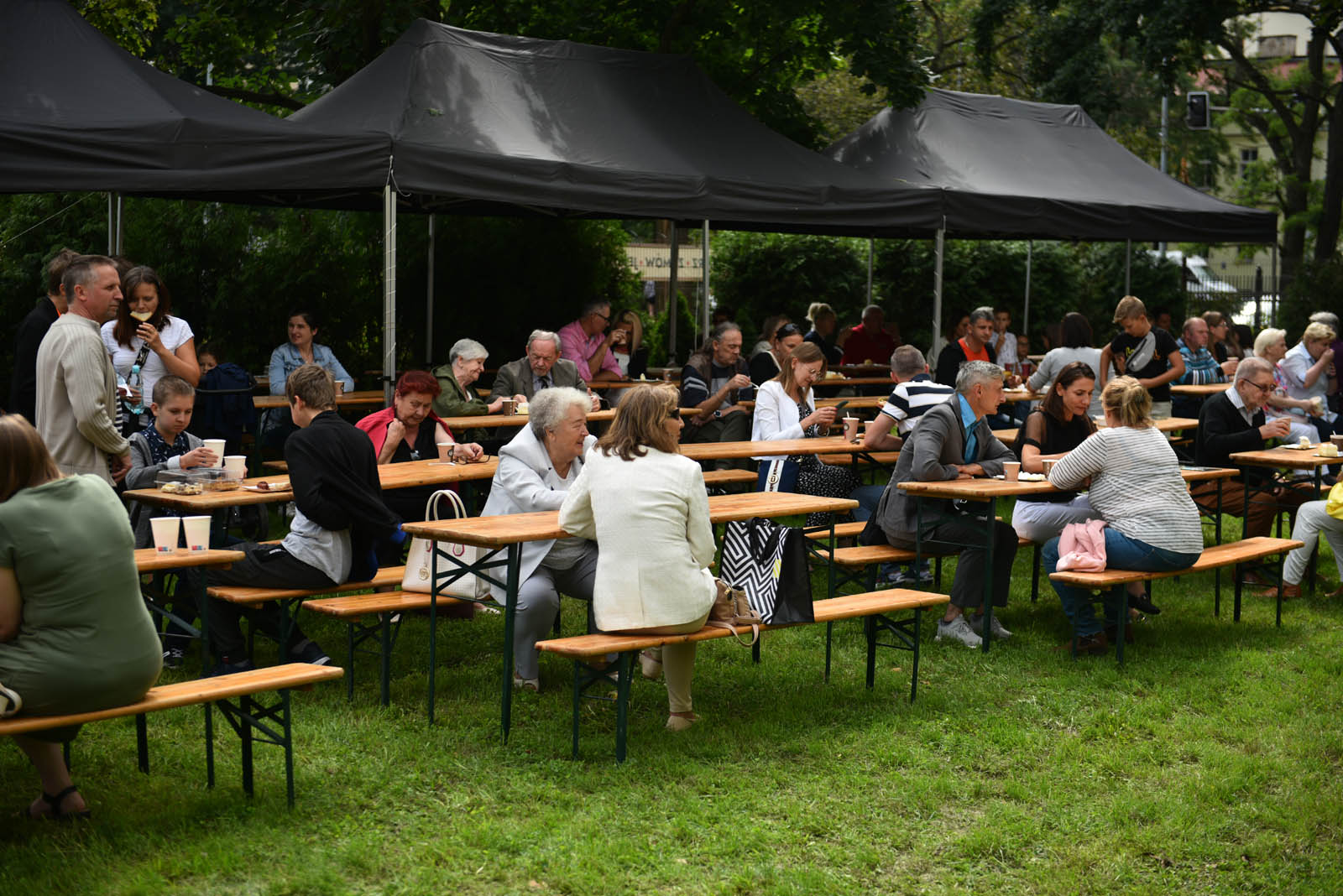Degustowali zupę proboszcza i tańczyli Belgijkę na pikniku