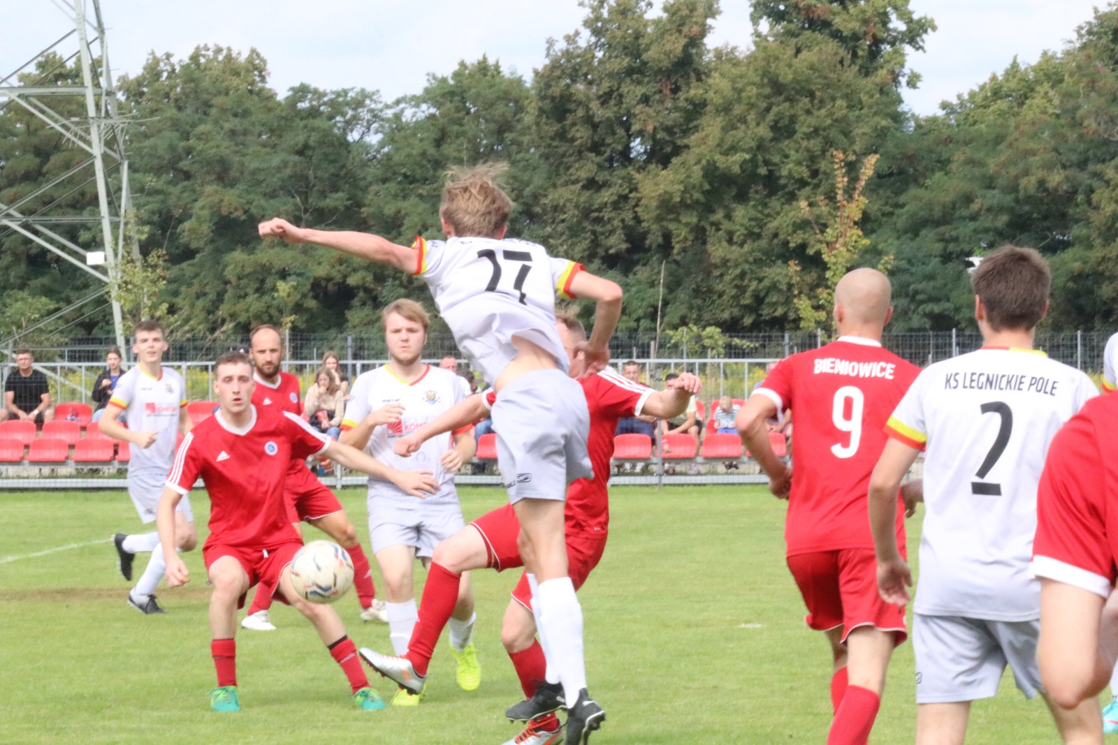 Rollercoaster w Klasie B. Rycerz nie dał rady rezerwom Kaczawy