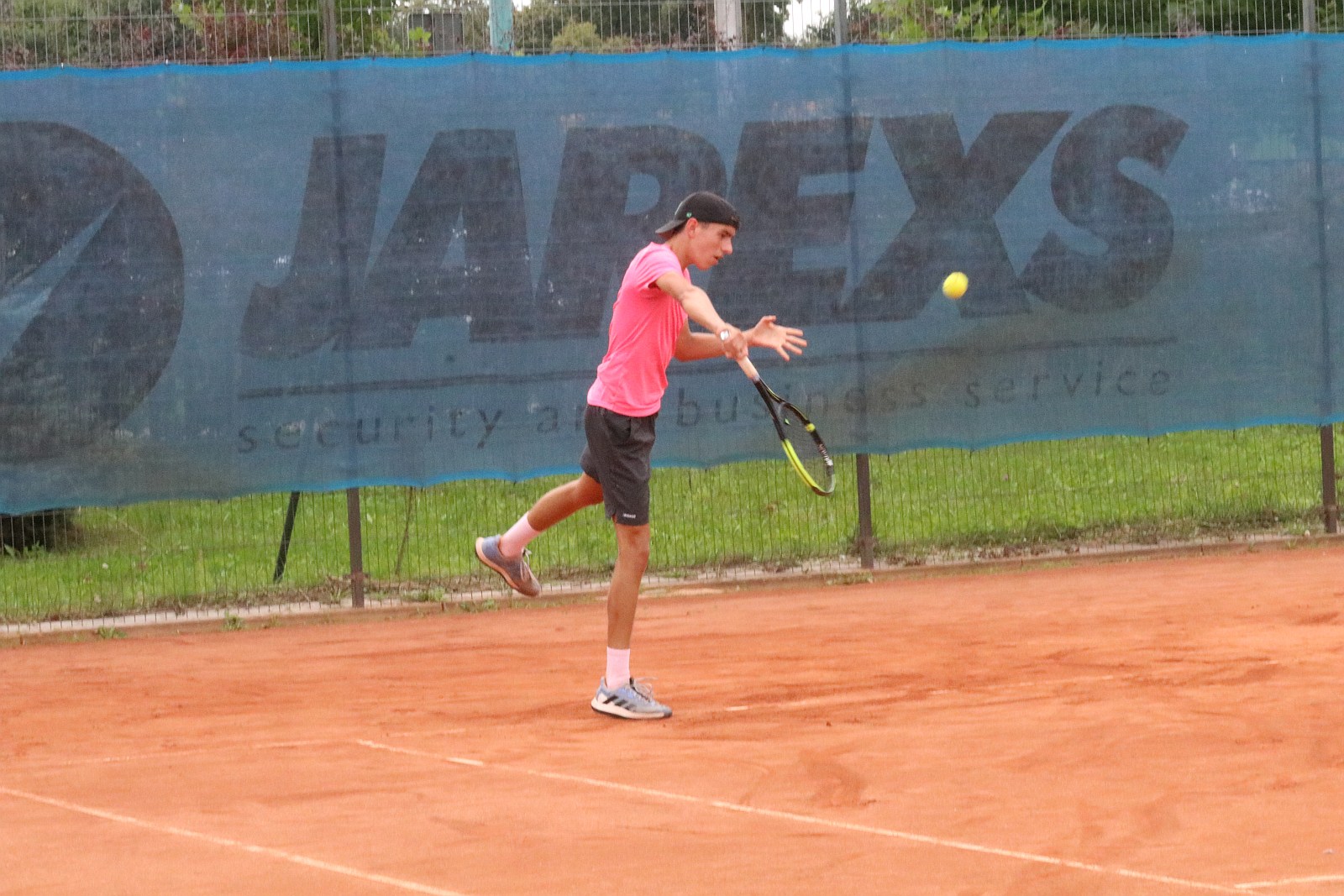 Trzeci dzień turnieju tenisa ziemnego Jarexs & Lexus Cup