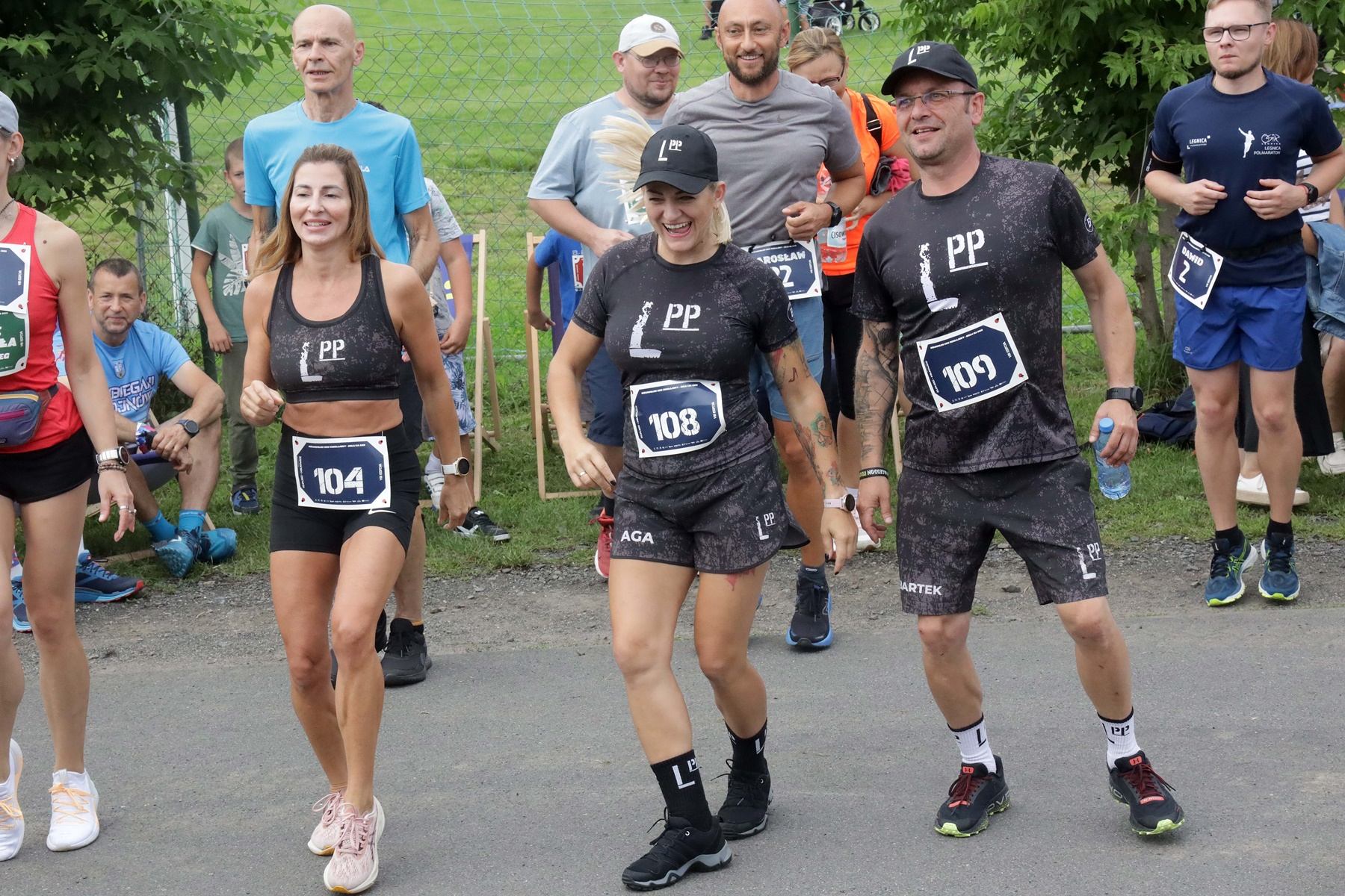 VIII Kolej Na Bieg 2023. Sto pięćdziesiąt osób na mecie biegu