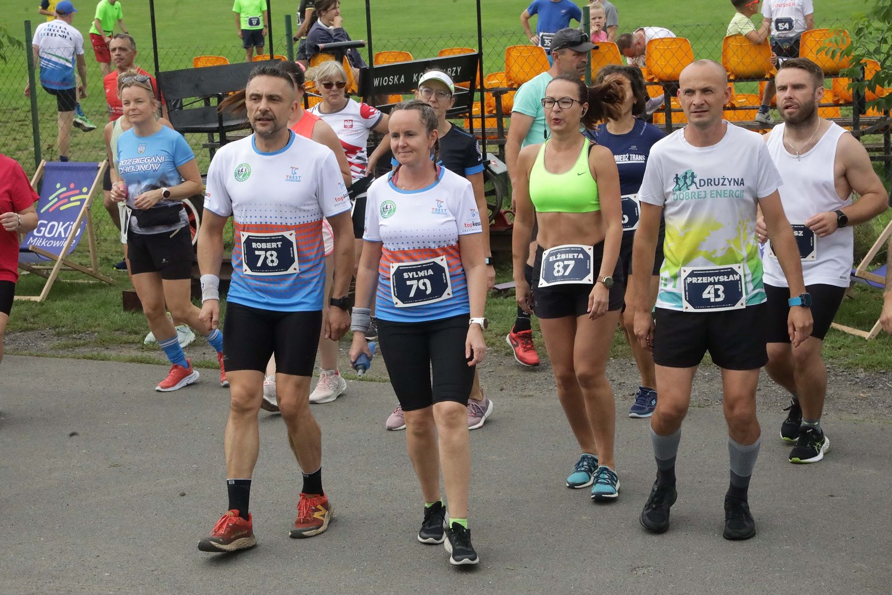 VIII Kolej Na Bieg 2023. Sto pięćdziesiąt osób na mecie biegu