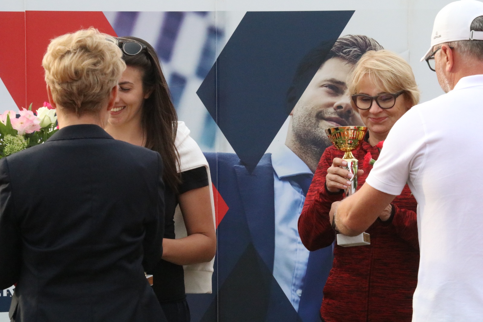 Turnieju tenisa ziemnego Jarexs & Lexus Cup - rozdanie nagród	