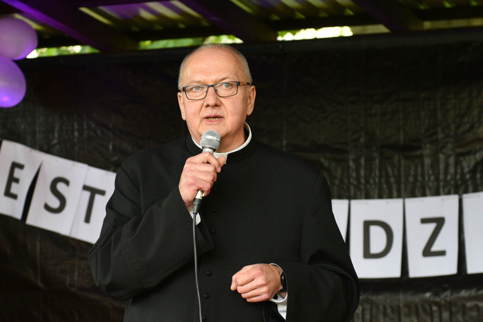 Degustowali zupę proboszcza i tańczyli Belgijkę na pikniku