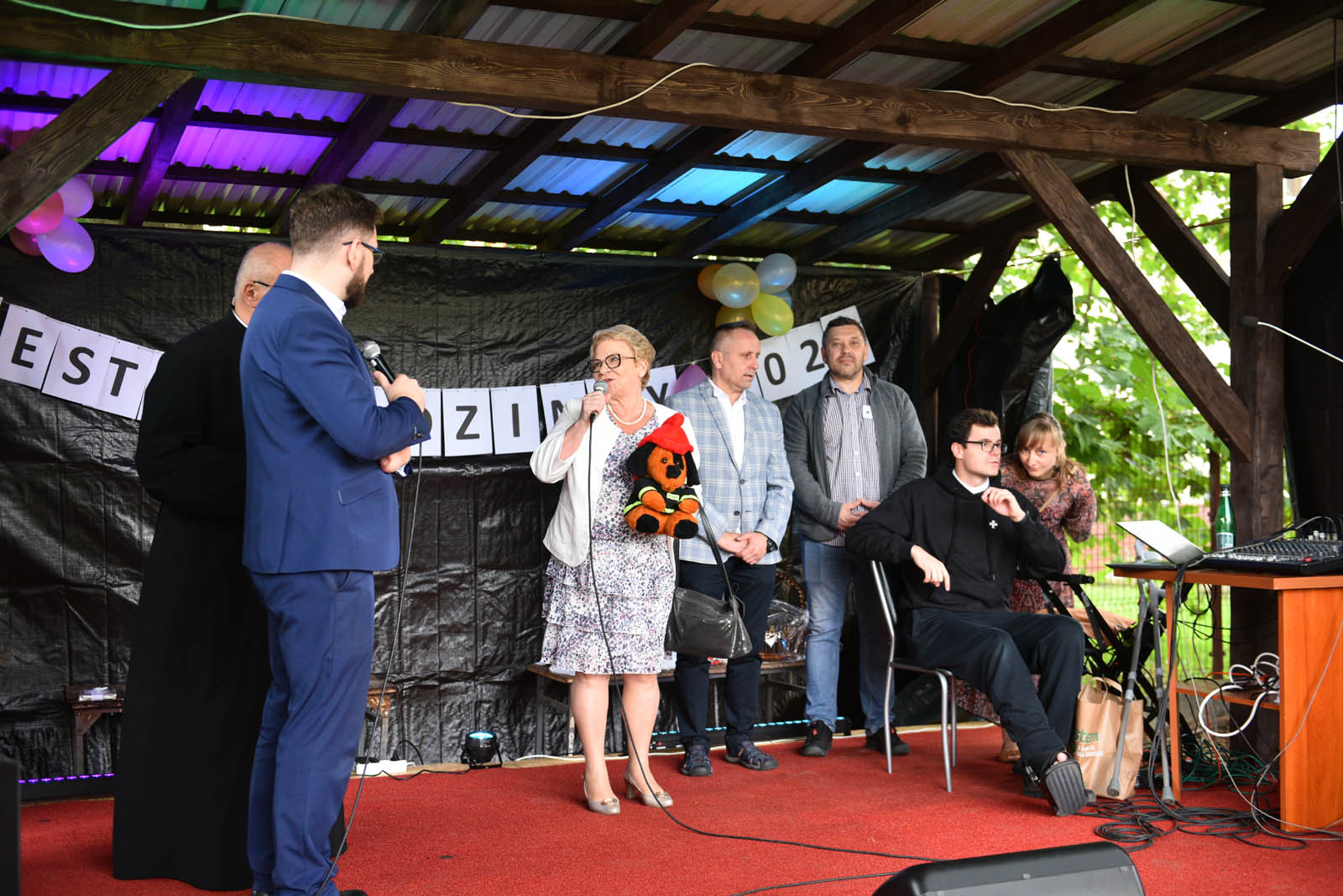 Degustowali zupę proboszcza i tańczyli Belgijkę na pikniku