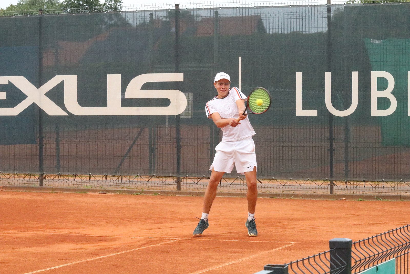 Trzeci dzień turnieju tenisa ziemnego Jarexs & Lexus Cup