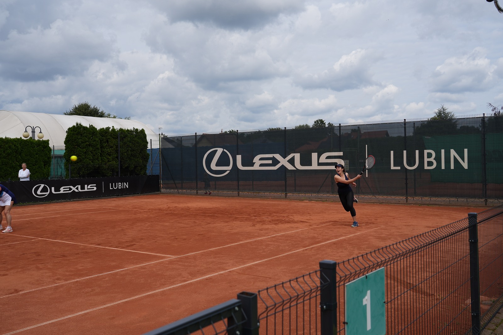 Trzeci dzień turnieju tenisa ziemnego Jarexs & Lexus Cup