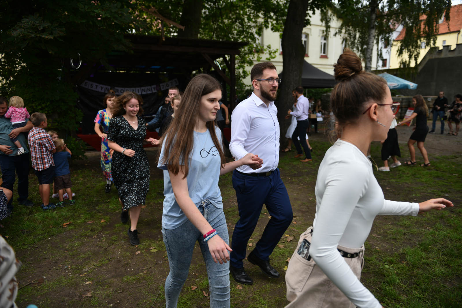 Degustowali zupę proboszcza i tańczyli Belgijkę na pikniku