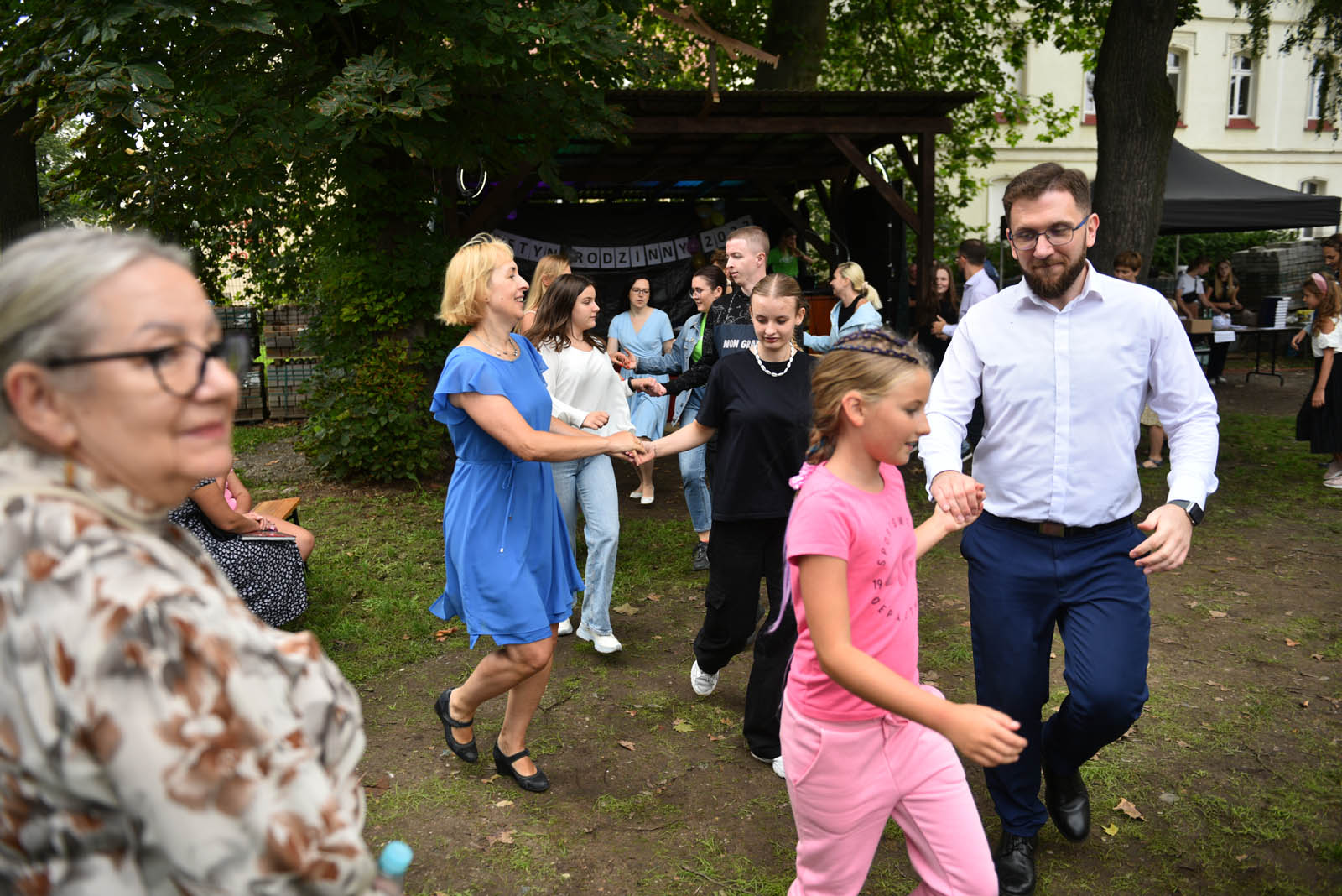 Degustowali zupę proboszcza i tańczyli Belgijkę na pikniku