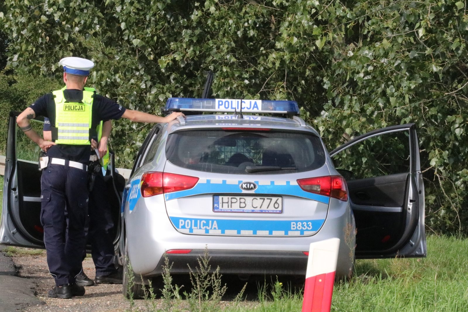 Dwa samochody zderzyły się czołowo na ulicy Pątnowskiej