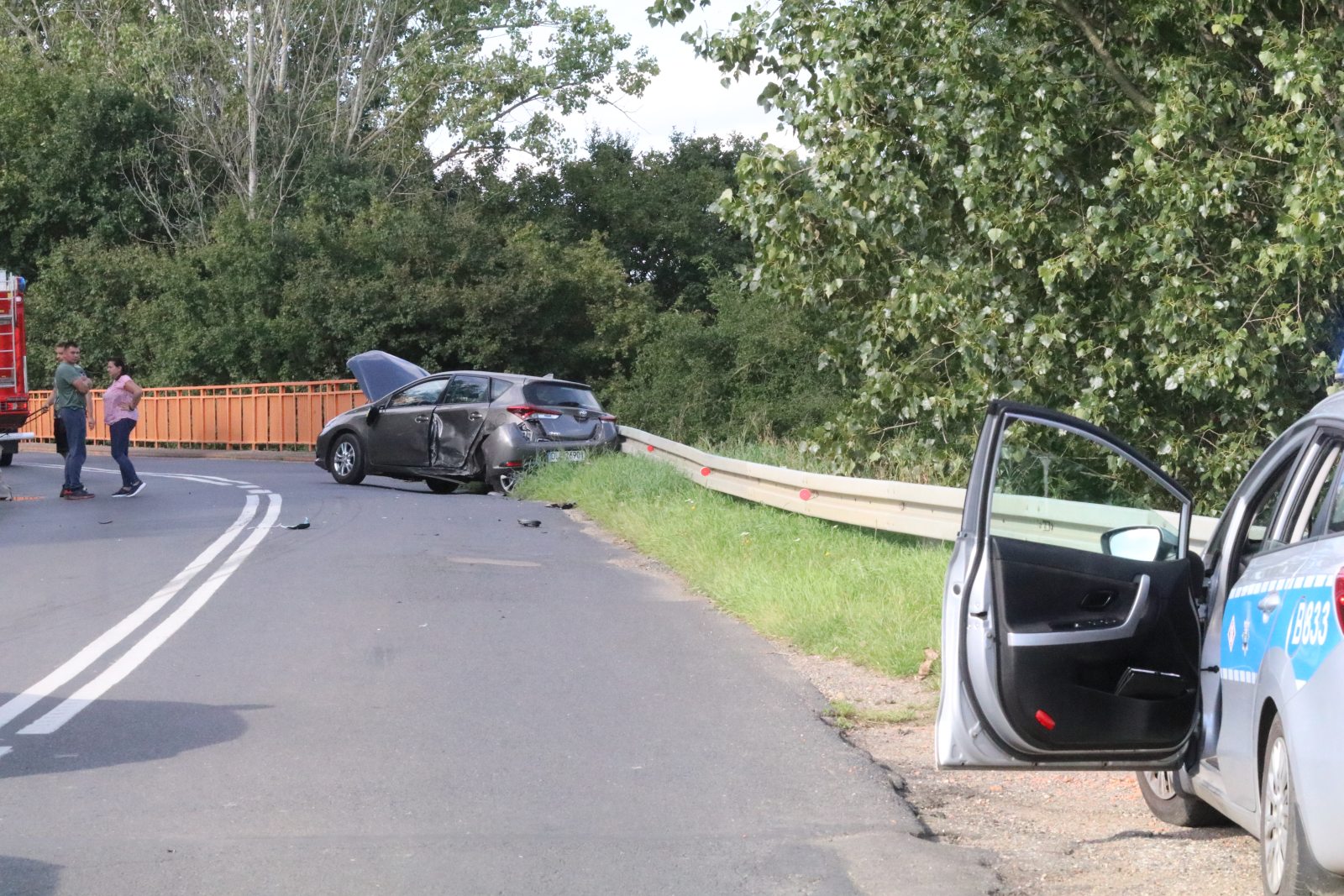 Dwa samochody zderzyły się czołowo na ulicy Pątnowskiej