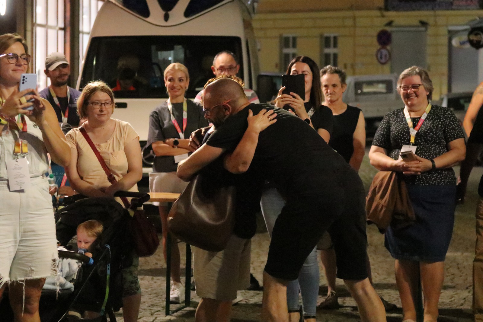 Kowale zaprezentowali swoje umiejętności na wieczornym kuciu