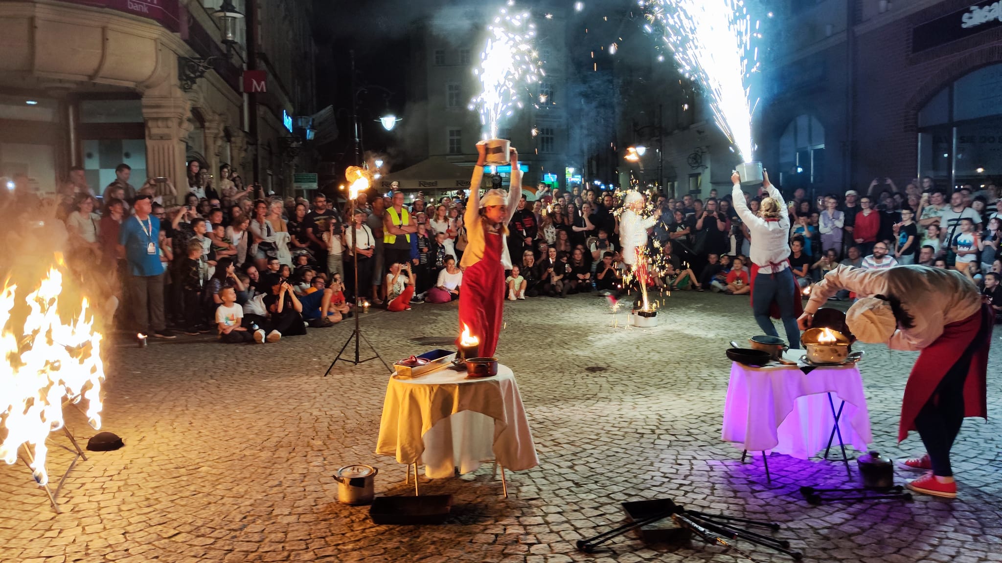 Teatr Ognia Azislight zachwycił swoim legniczan pokazem