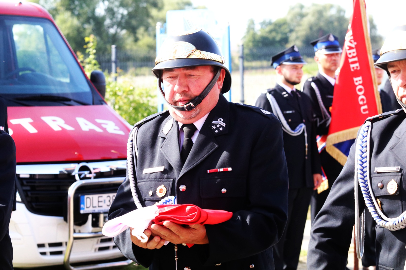 OSP Raczkowa otrzymała nowy wóz strażacki