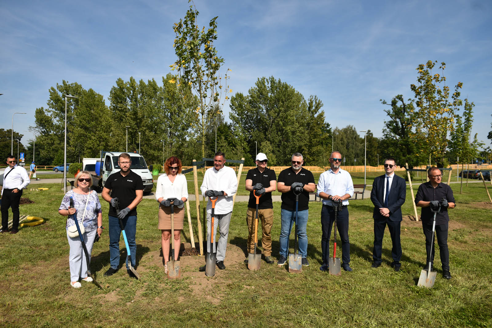 Nasadzenie drzew było jednym z punktów jubileuszu huty miedzi