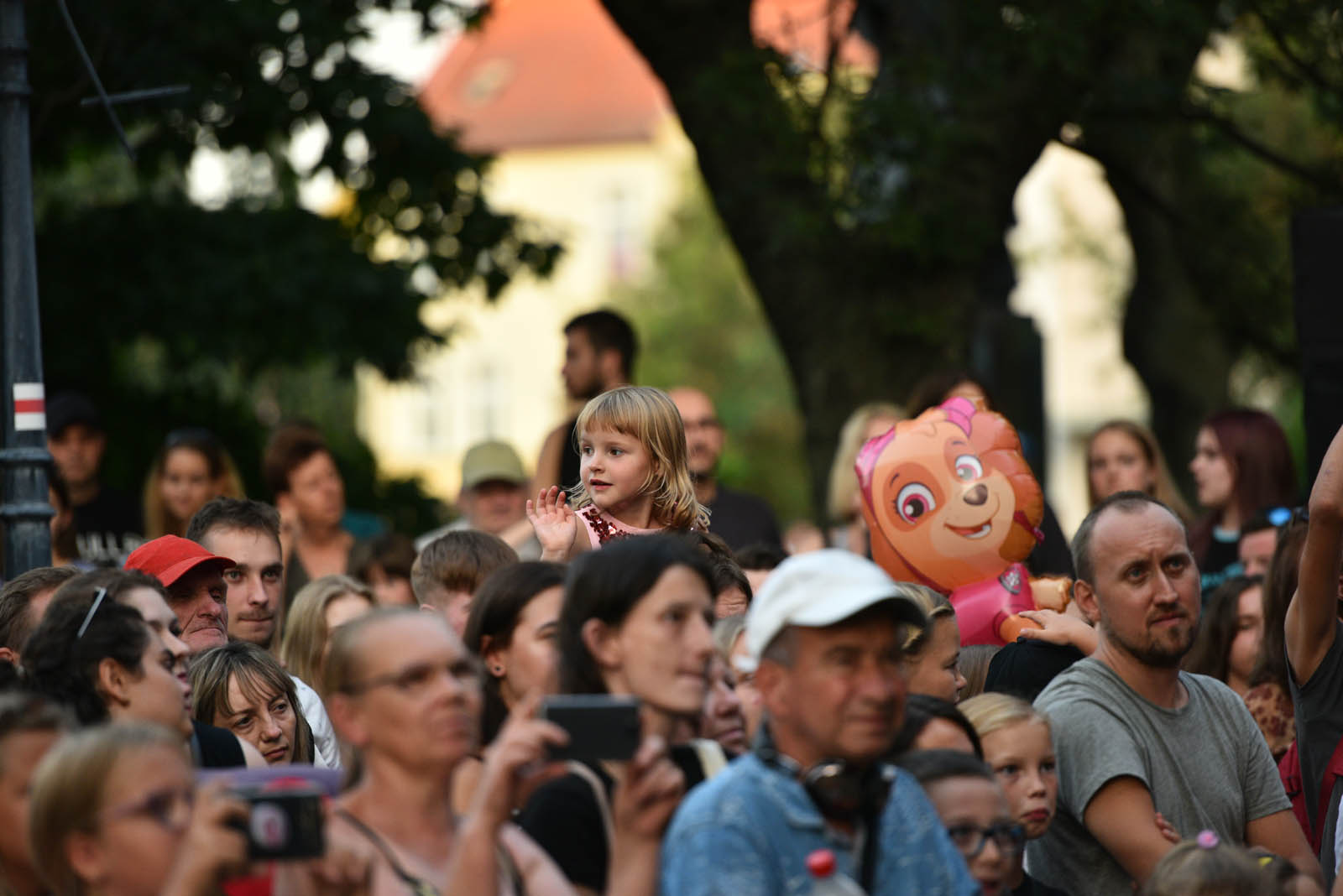 Legnica bawiła się z gwiazdami i lokalnymi wykonawcami