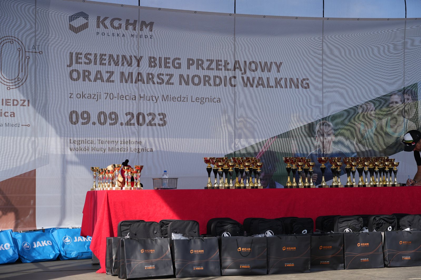 Jesienny Bieg Przełajowy z okazji 70-lecia Huty Miedzi Legnica