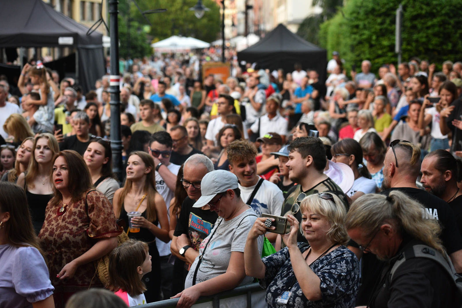 Legnica bawiła się z gwiazdami i lokalnymi wykonawcami