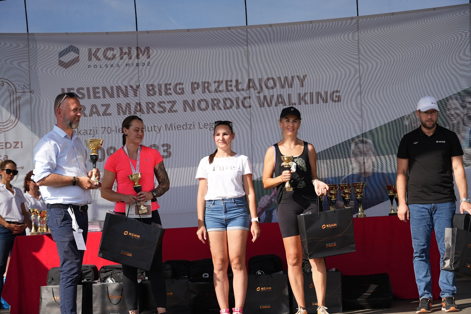 Jesienny Bieg Przełajowy z okazji 70-lecia Huty Miedzi Legnica