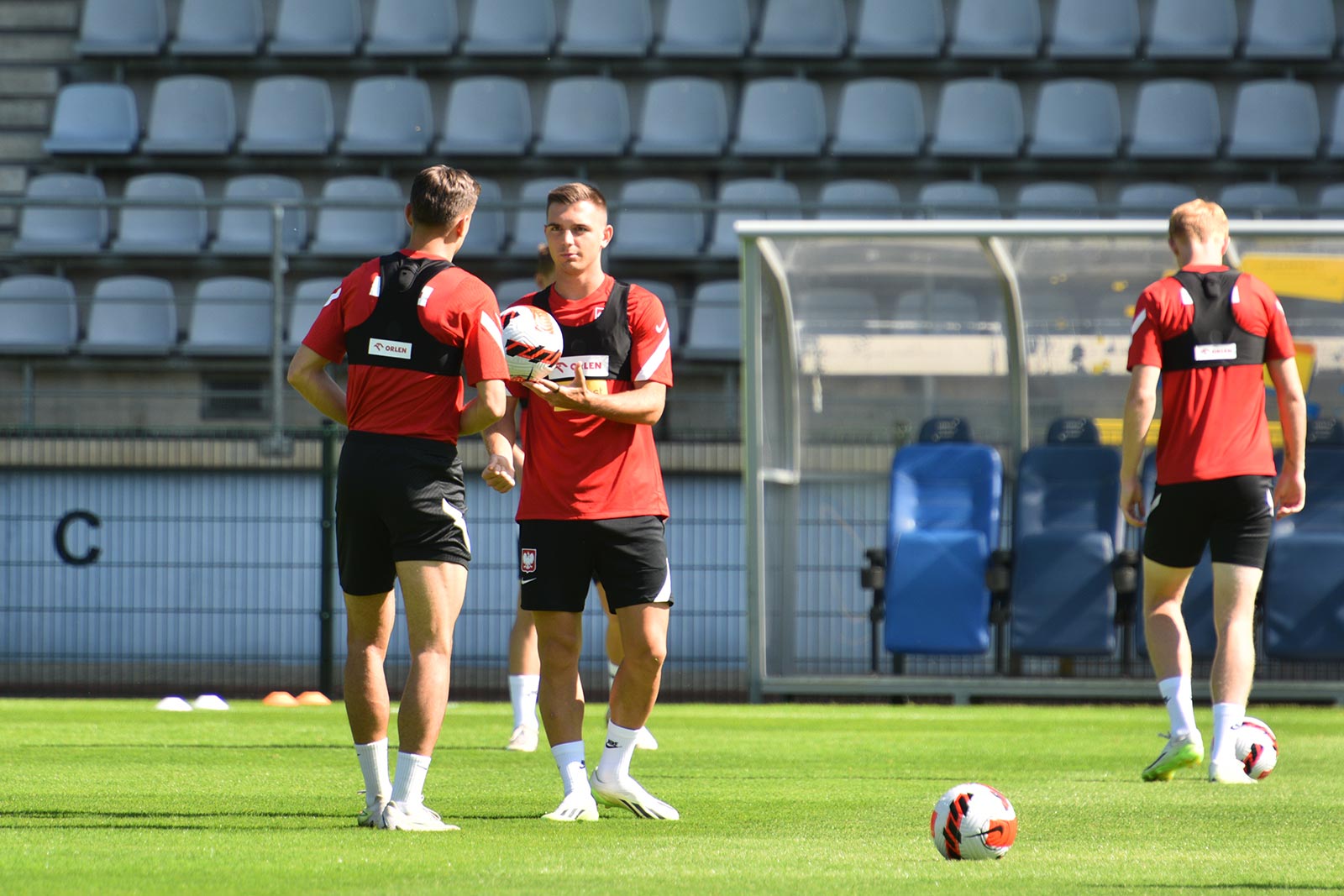 Trening reprezentacji Polski do lat 20 na legnickim boisku