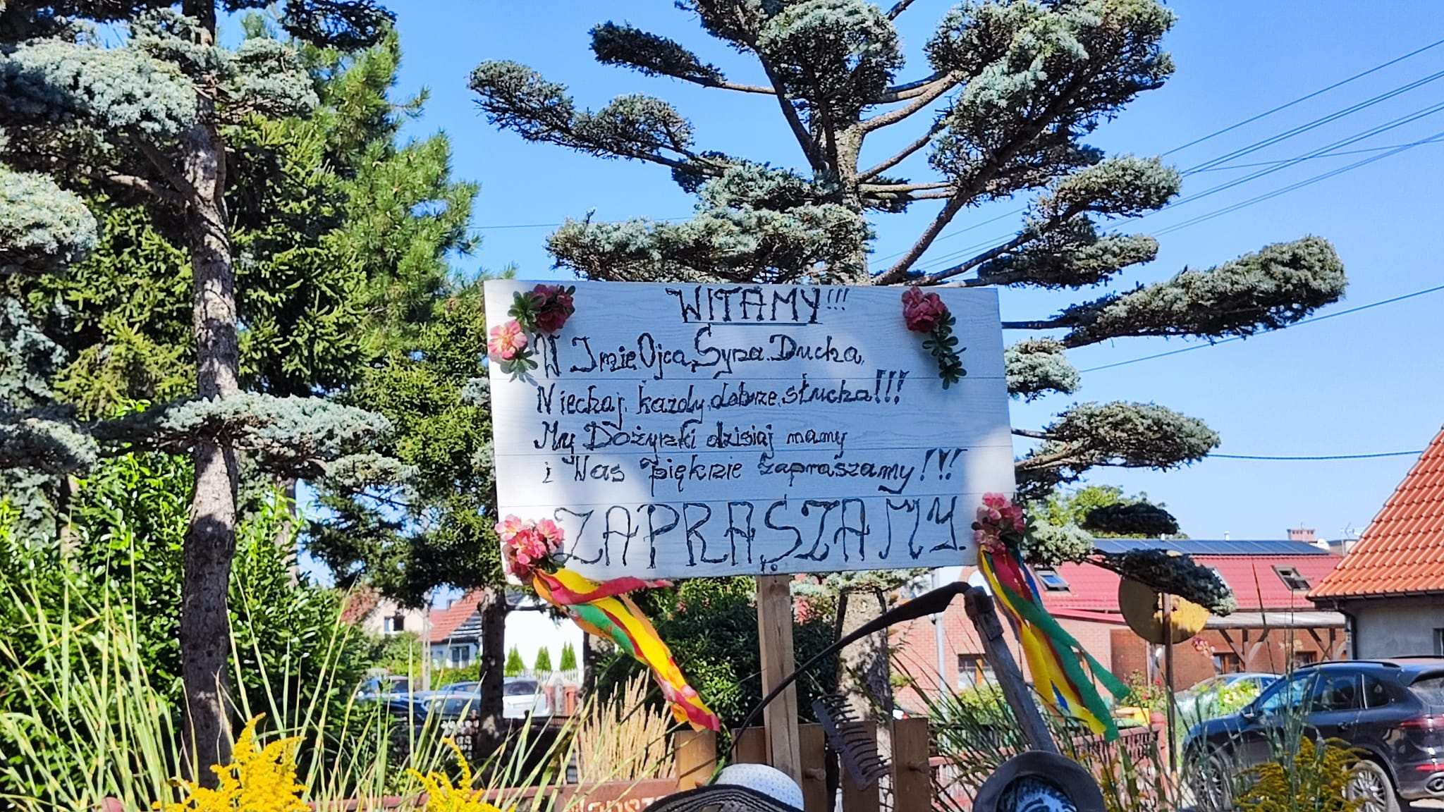 Mieszkańcy gminy Prochowice bawią się na dożynkach gminnych