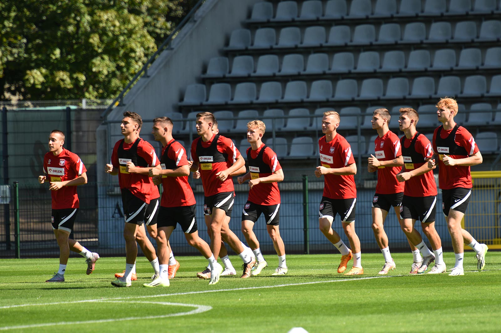 Trening reprezentacji Polski do lat 20 na legnickim boisku