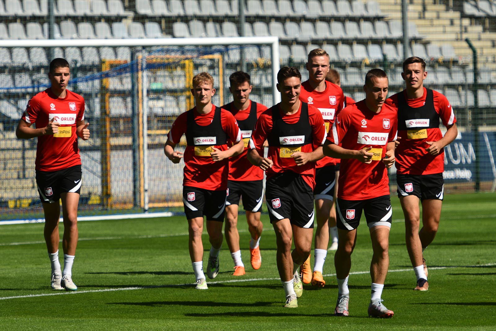 Trening reprezentacji Polski do lat 20 na legnickim boisku