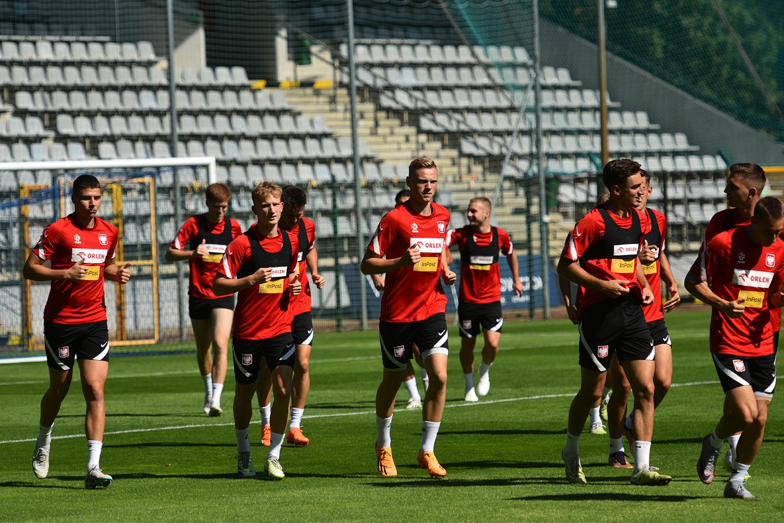 Trening reprezentacji Polski do lat 20 na legnickim boisku