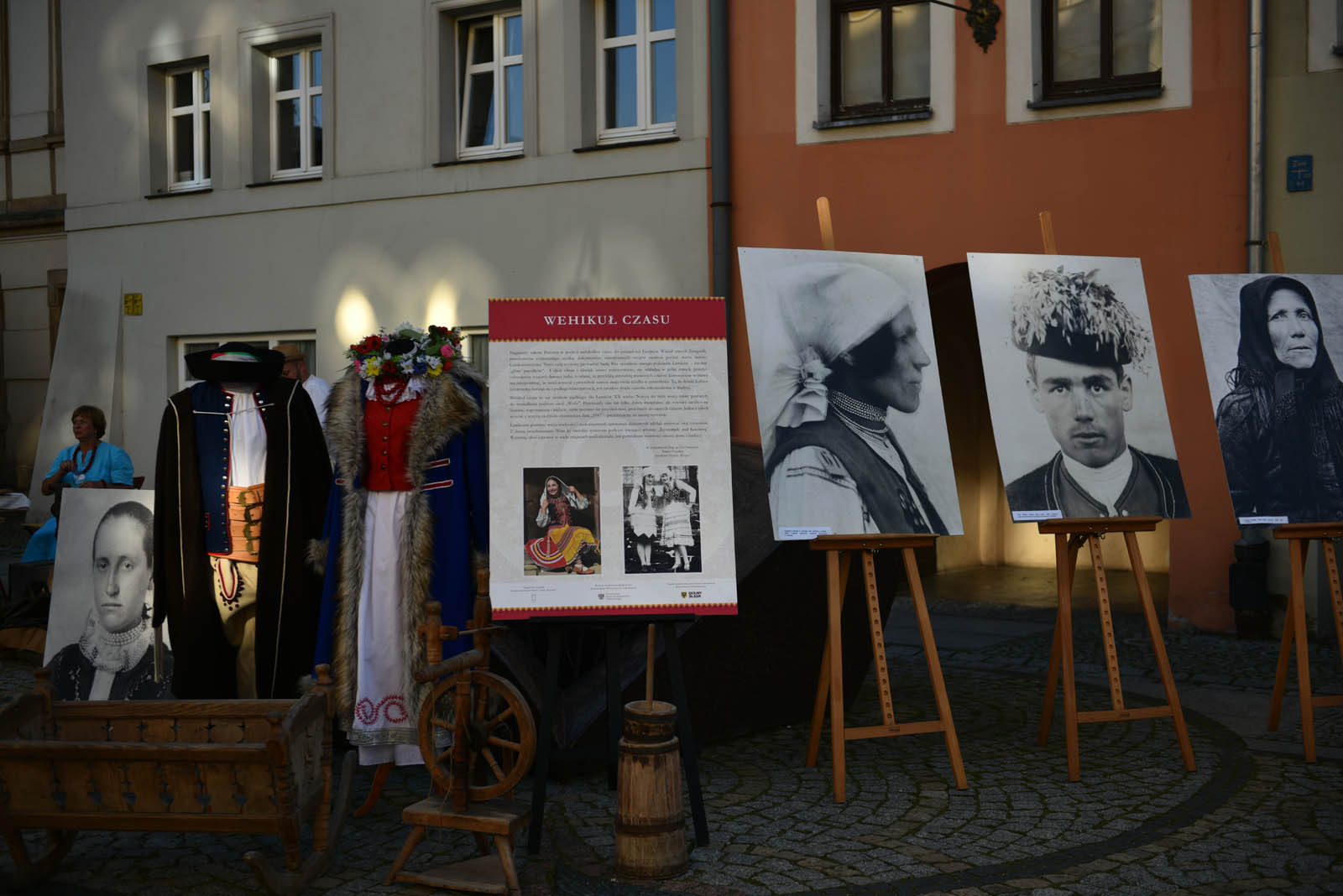 Koncertom festiwalu towarzyszyły strefy animacji i handlowa