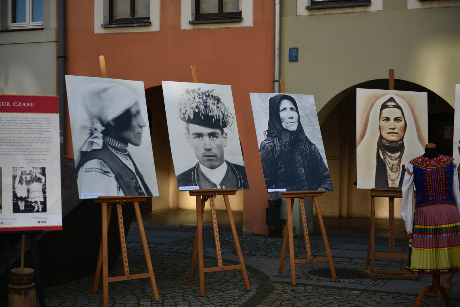 Koncertom festiwalu towarzyszyły strefy animacji i handlowa