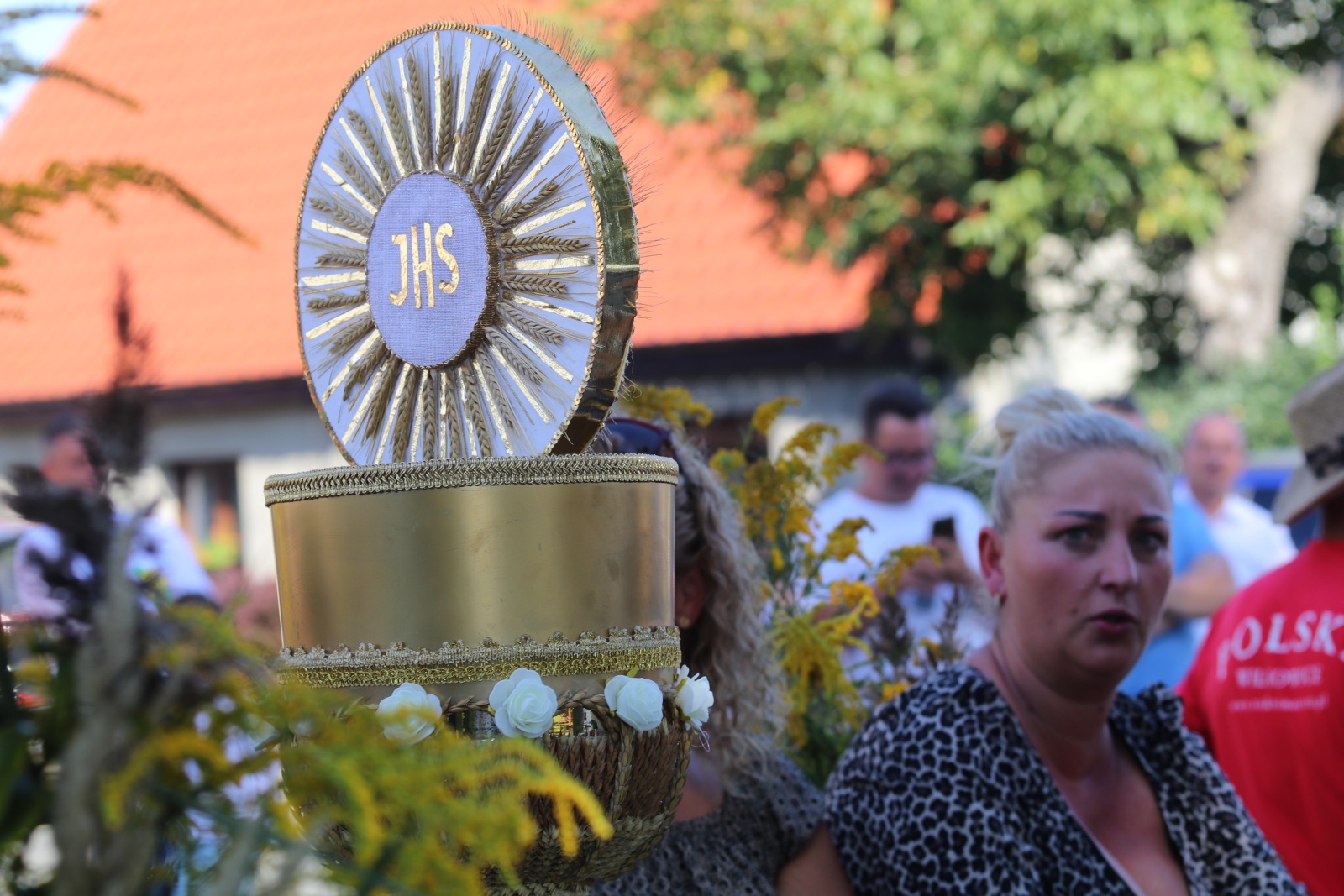 Mieszkańcy gminy Prochowice bawią się na dożynkach gminnych