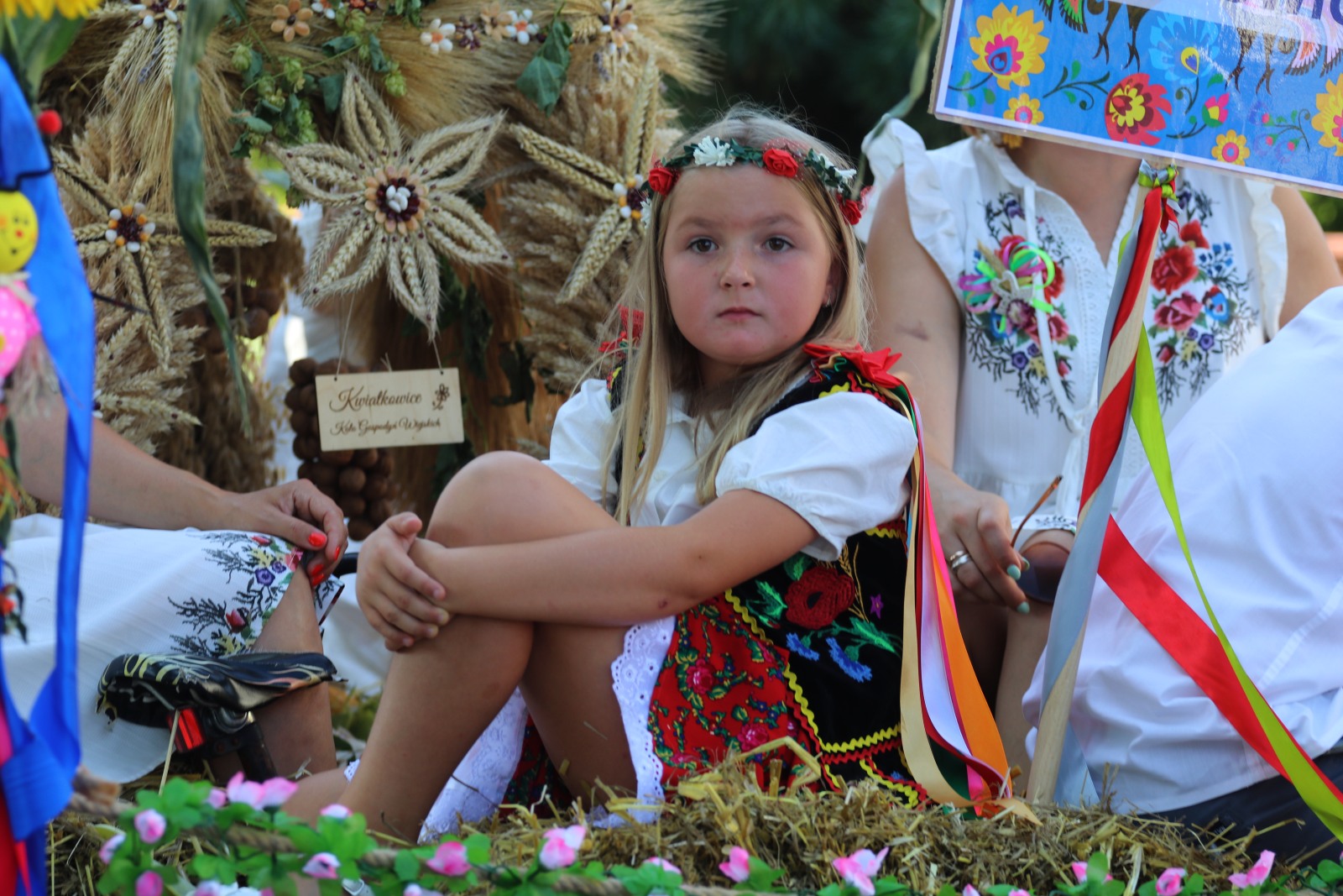 Mieszkańcy gminy Prochowice bawią się na dożynkach gminnych