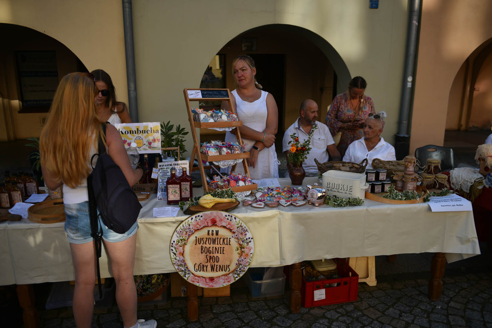 Koncertom festiwalu towarzyszyły strefy animacji i handlowa