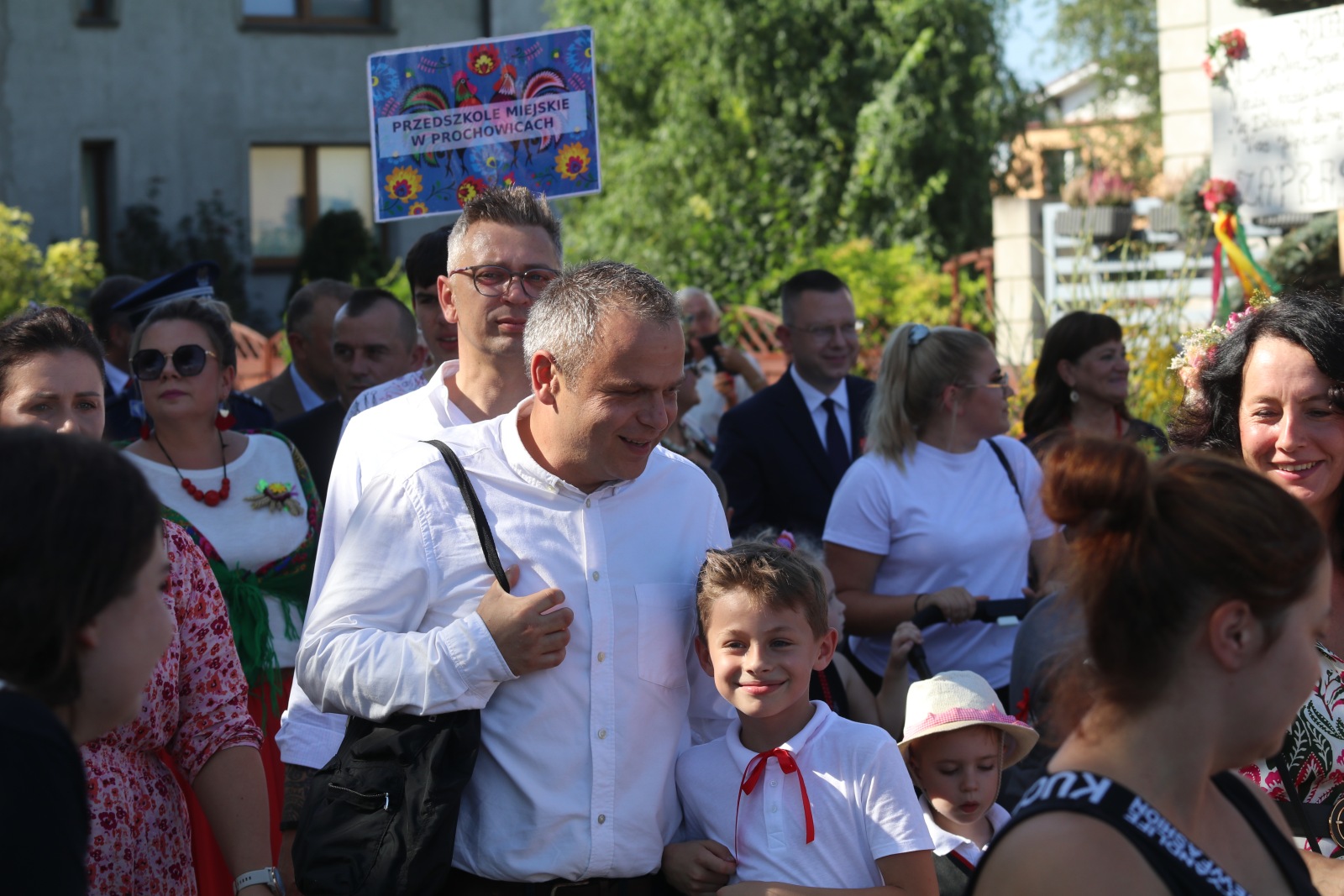 Mieszkańcy gminy Prochowice bawią się na dożynkach gminnych