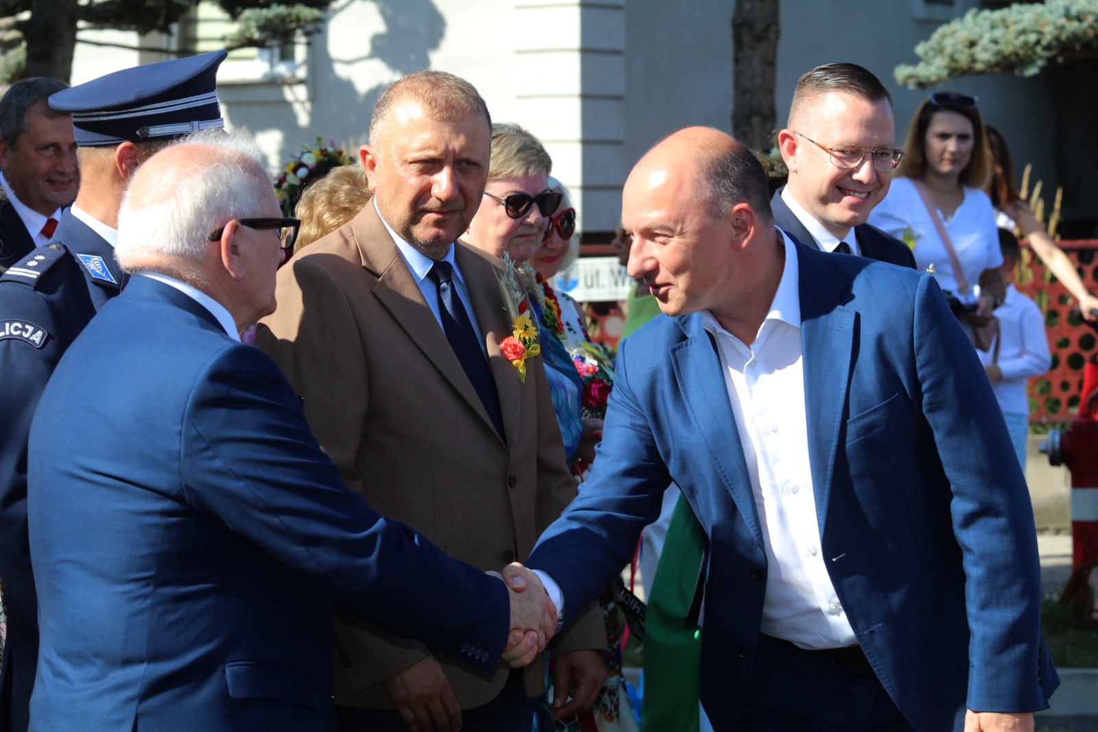 Mieszkańcy gminy Prochowice bawią się na dożynkach gminnych