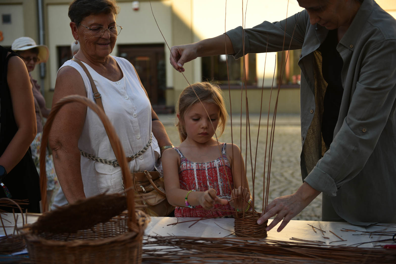 Koncertom festiwalu towarzyszyły strefy animacji i handlowa