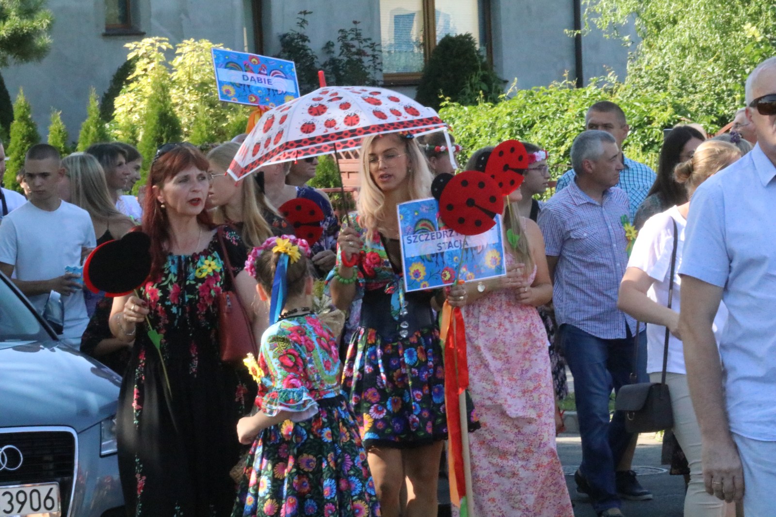 Mieszkańcy gminy Prochowice bawią się na dożynkach gminnych