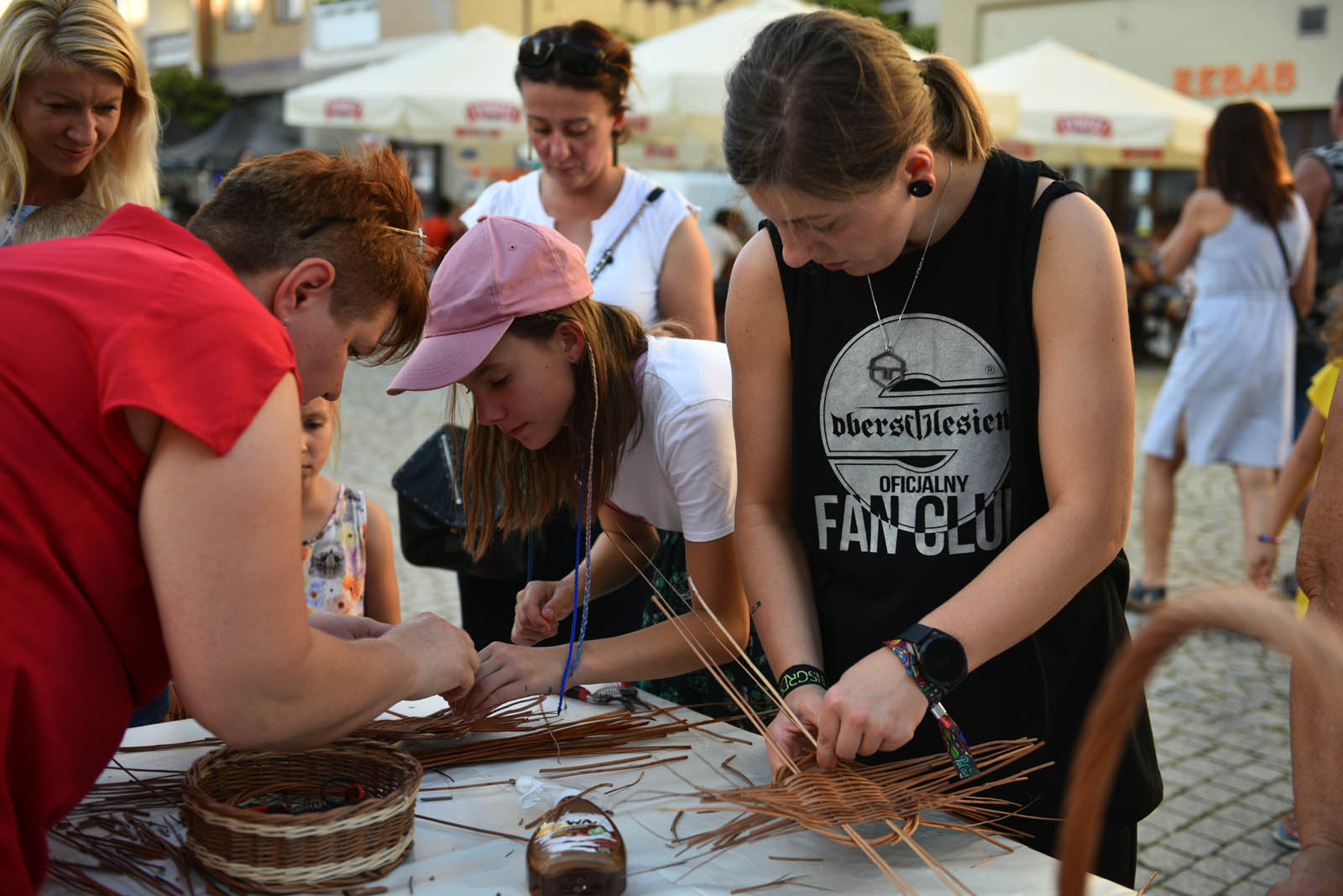 Koncertom festiwalu towarzyszyły strefy animacji i handlowa
