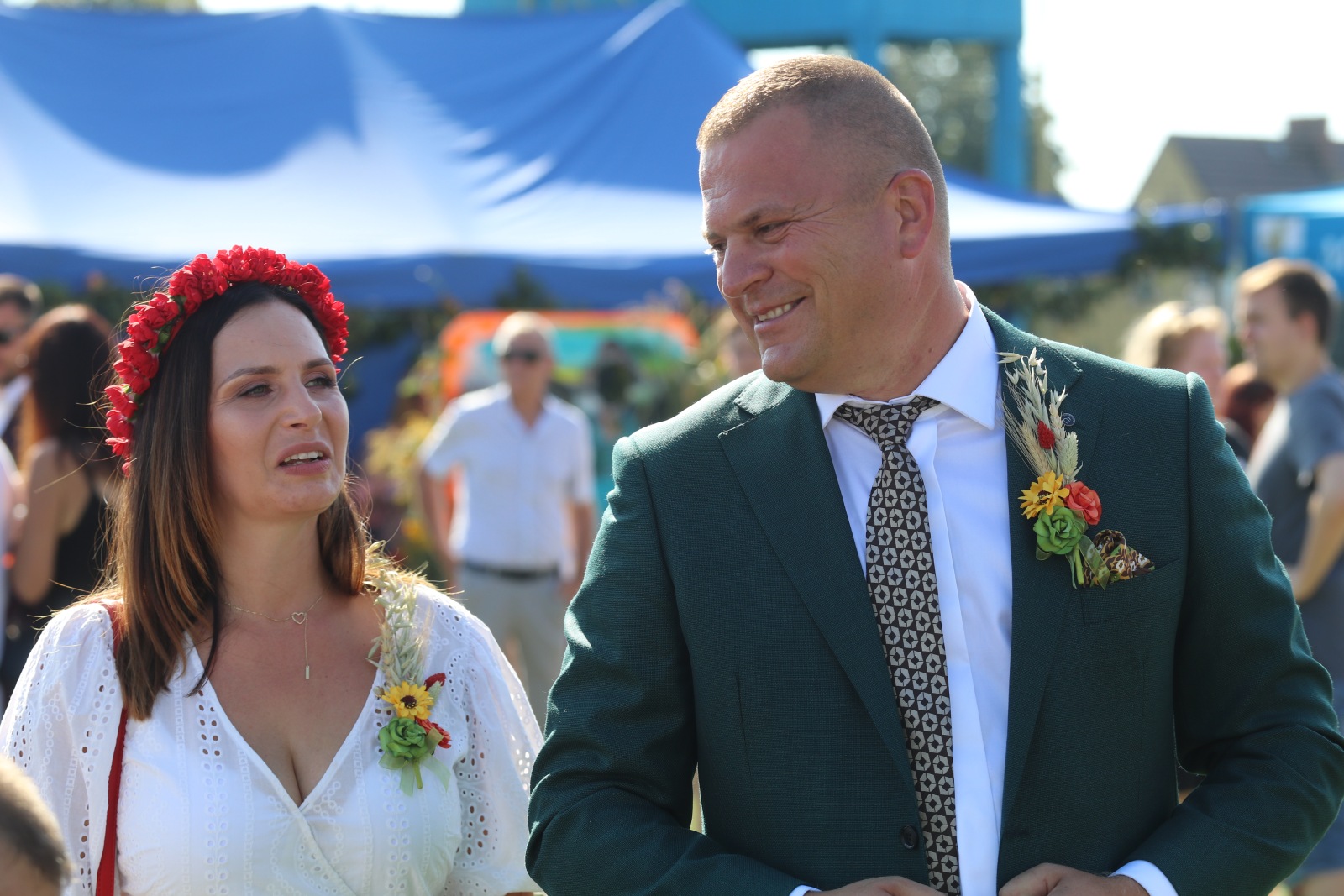 Mieszkańcy gminy Prochowice bawią się na dożynkach gminnych