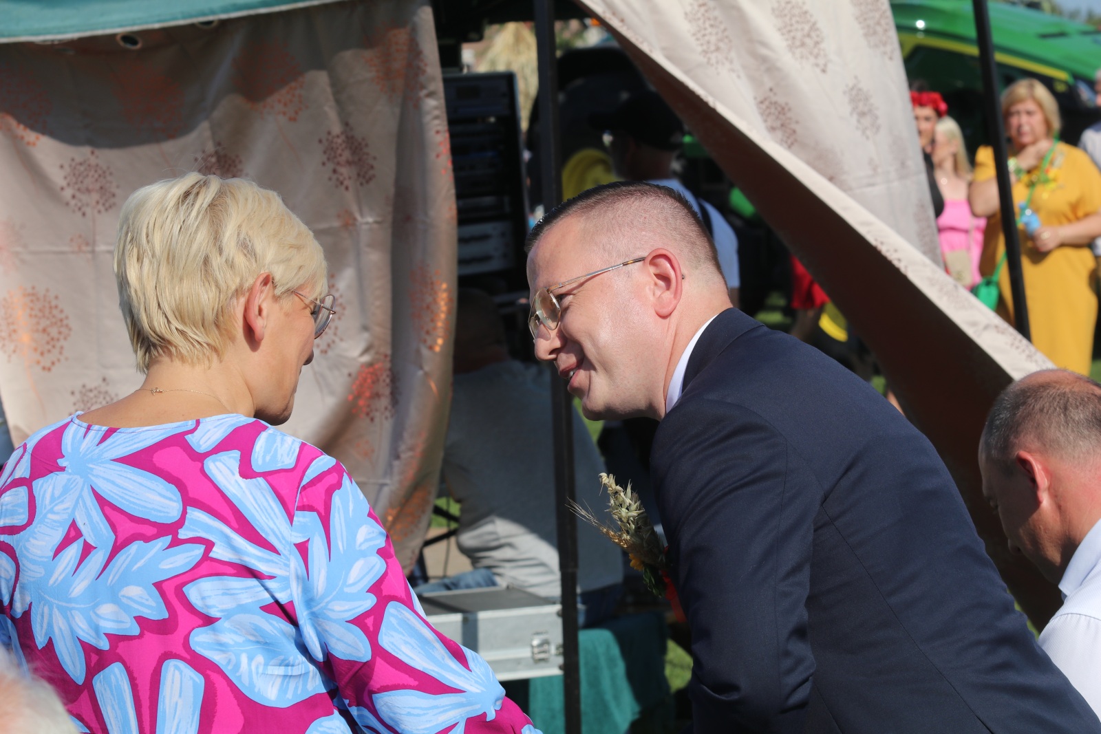 Mieszkańcy gminy Prochowice bawią się na dożynkach gminnych