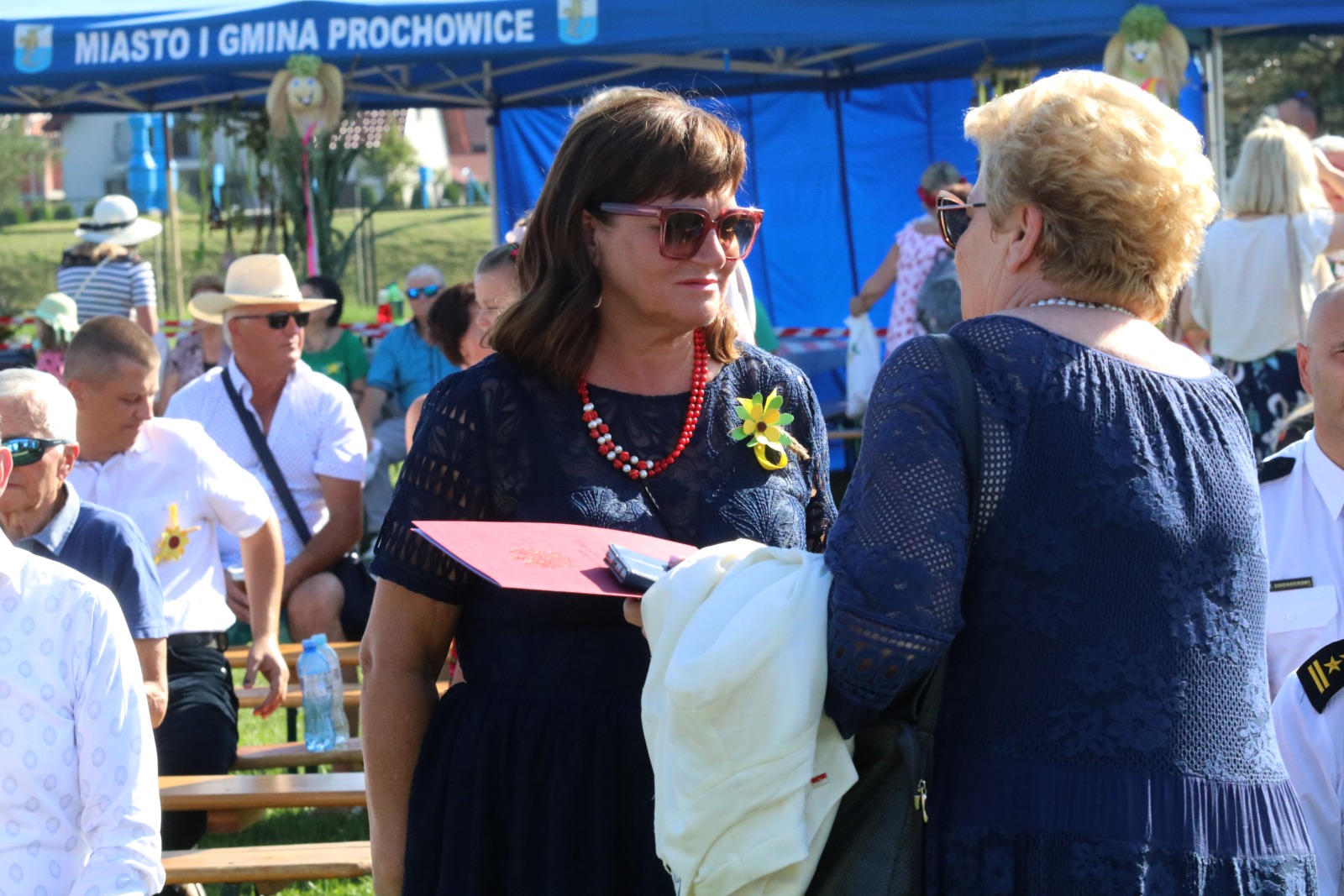 Mieszkańcy gminy Prochowice bawią się na dożynkach gminnych