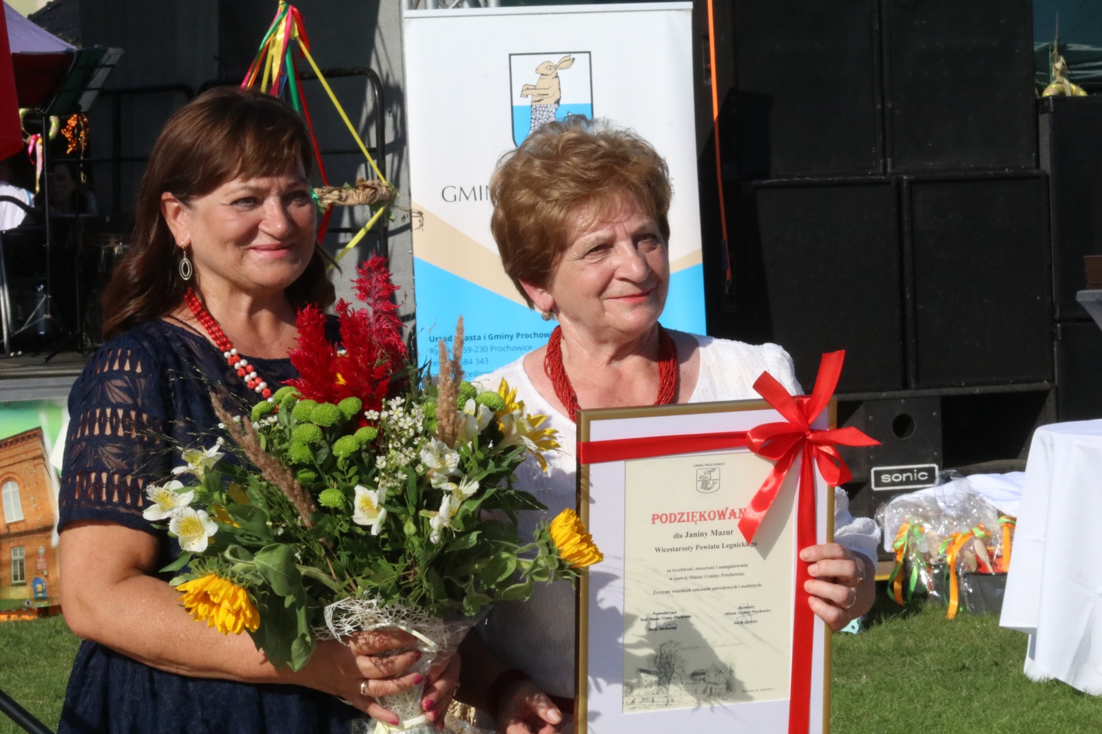 Mieszkańcy gminy Prochowice bawią się na dożynkach gminnych