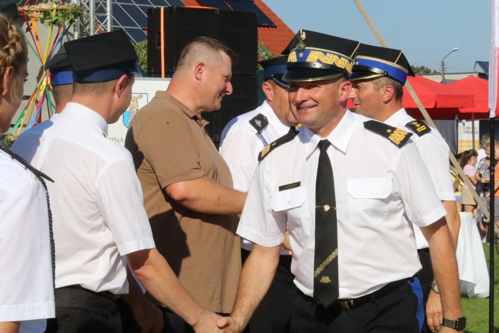 Mieszkańcy gminy Prochowice bawią się na dożynkach gminnych