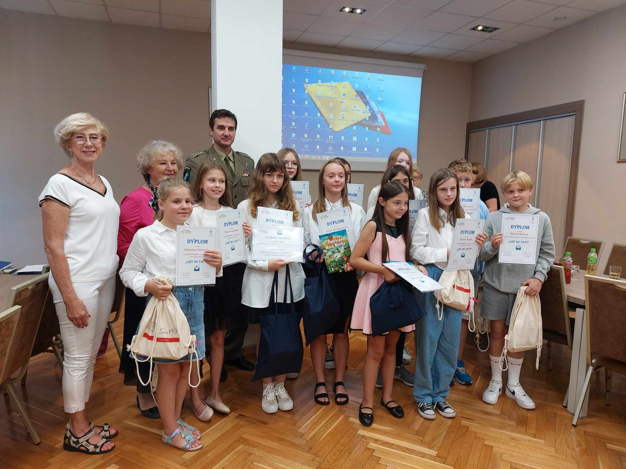 Listy do Taty nagrodzone. Laureatka pojedzie do Senatu