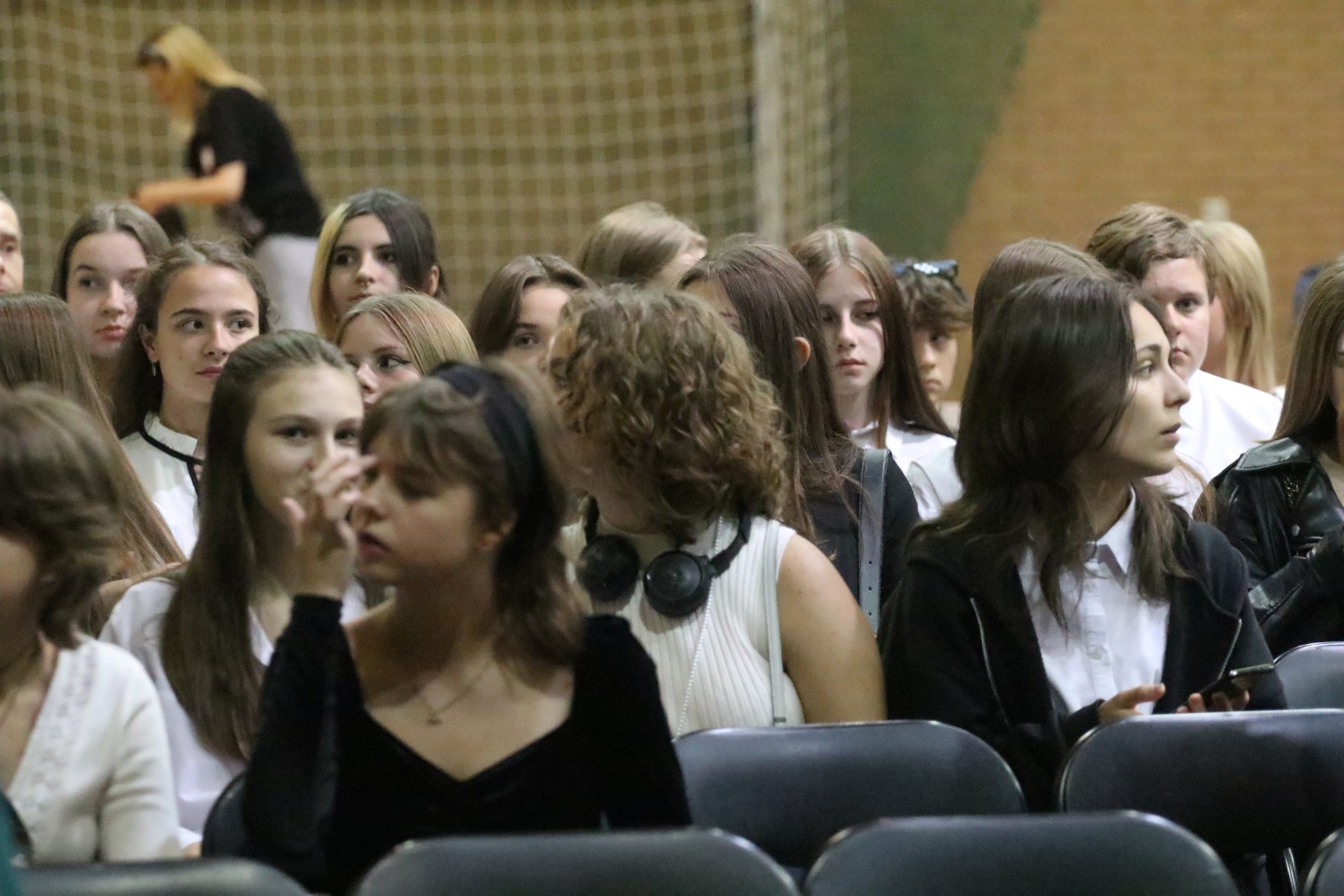 Ślubowanie uczniów klas pierwszych w V Liceum Ogólnokształcącym