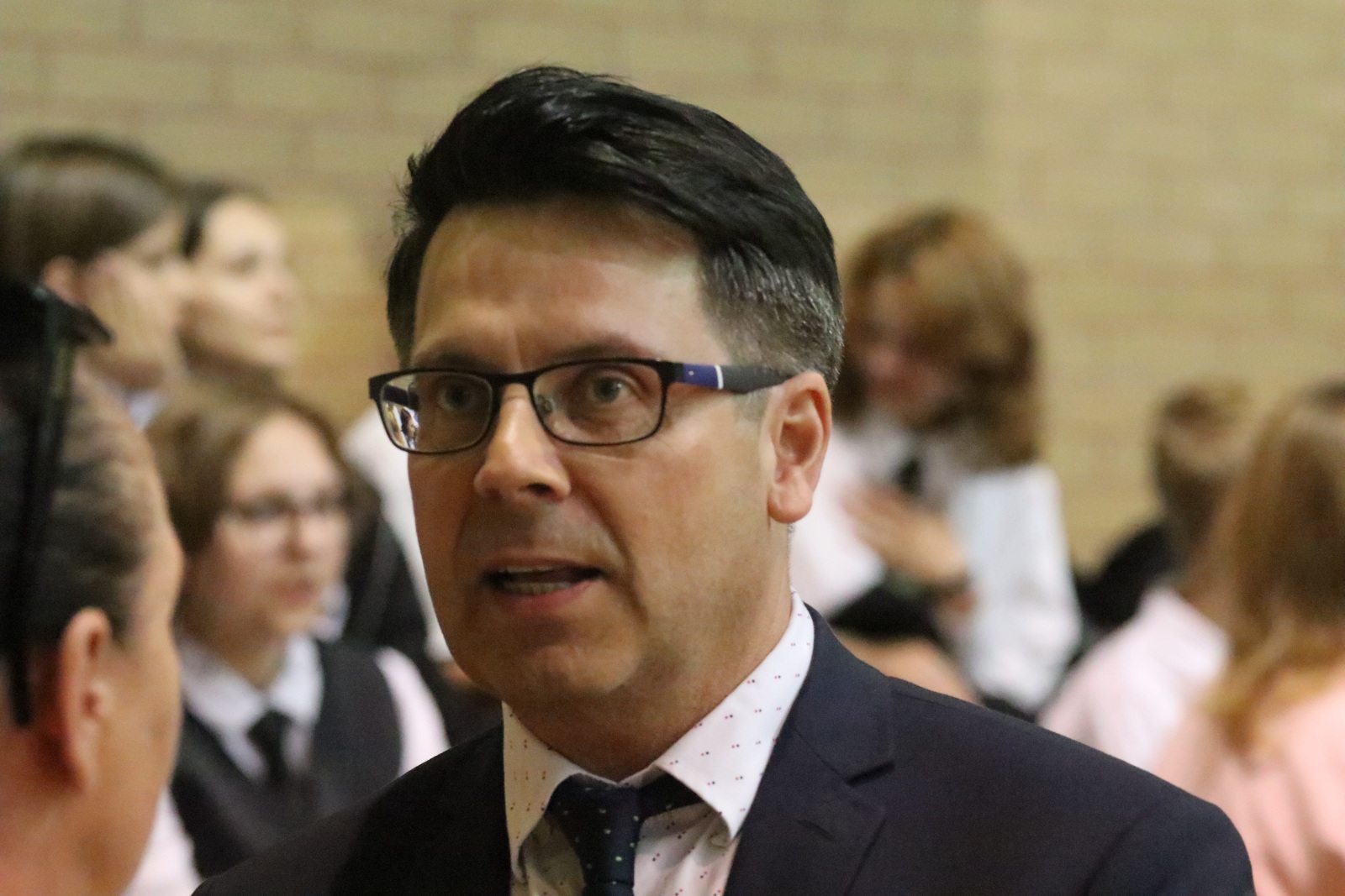Ślubowanie uczniów klas pierwszych w V Liceum Ogólnokształcącym