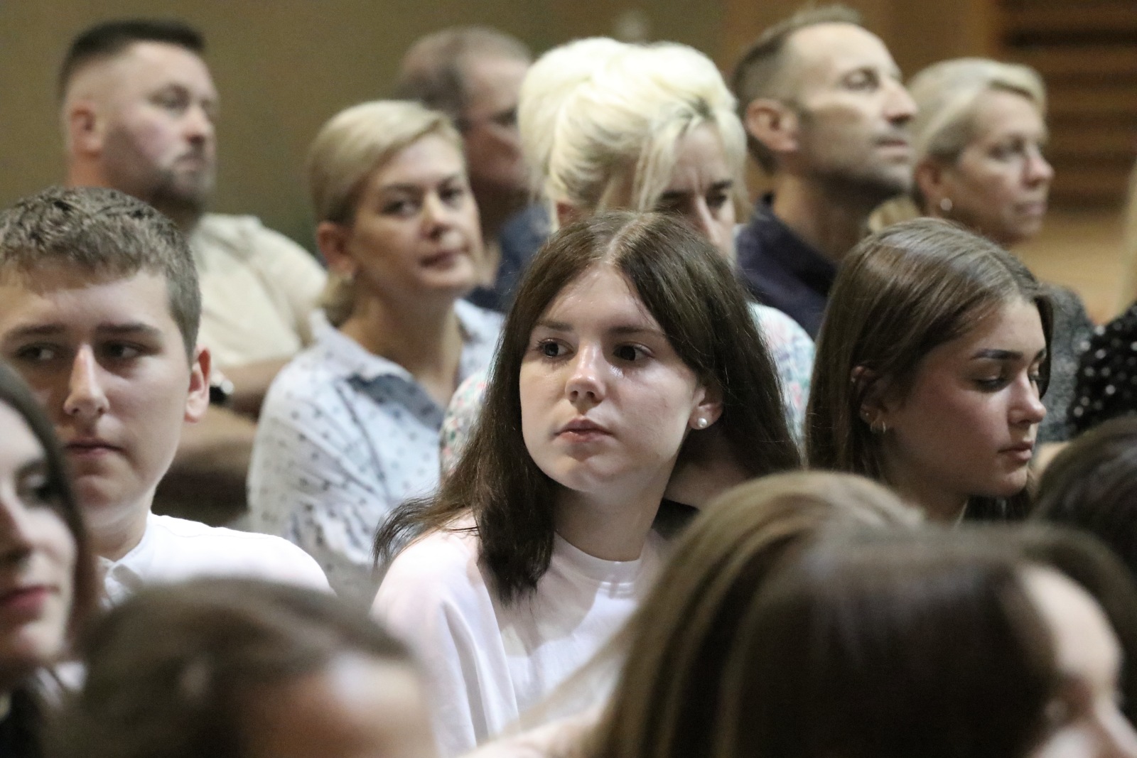 Ślubowanie uczniów klas pierwszych w V Liceum Ogólnokształcącym