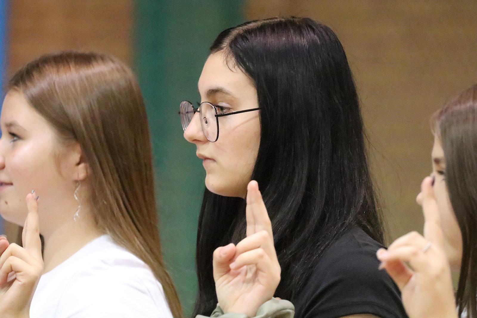 Ślubowanie uczniów klas pierwszych w V Liceum Ogólnokształcącym